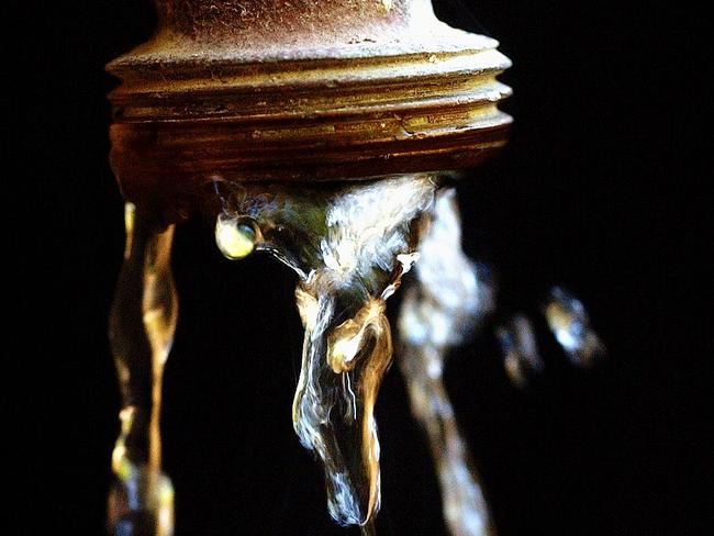 Water restrictions / Water supply / Drought / Tap . Generic photo . 1/11/02 .   Picture: TROY  Snook