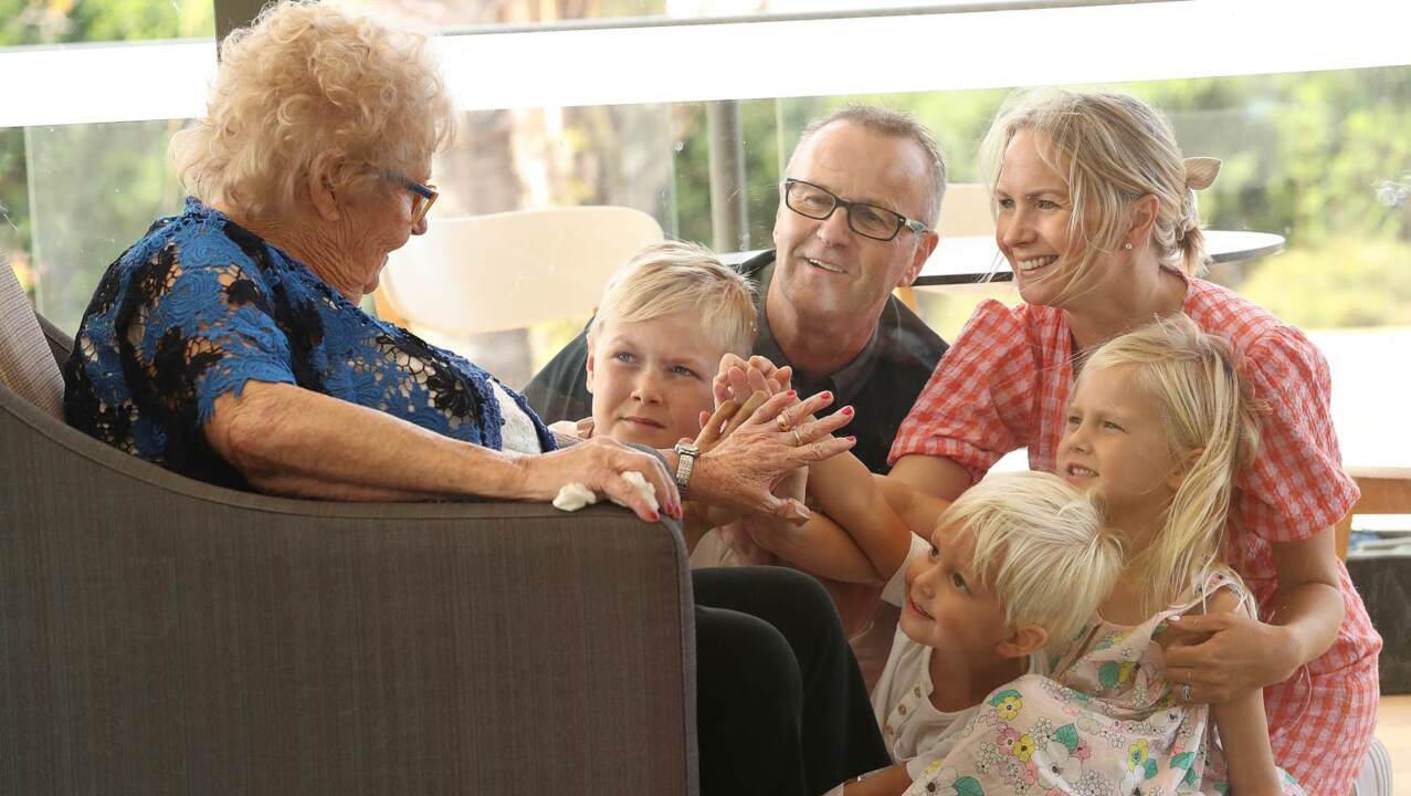 Queensland aged care to reopen to visitors