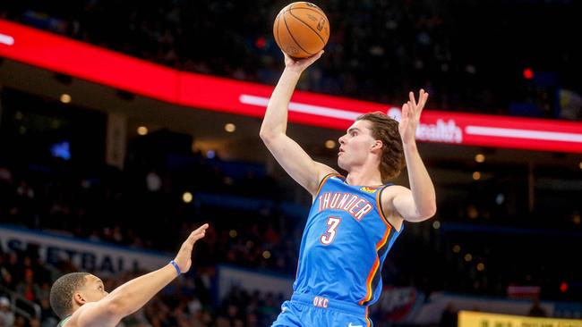 Josh Giddey goes big. Photo by Ian Maule / GETTY IMAGES NORTH AMERICA / Getty Images via AFP