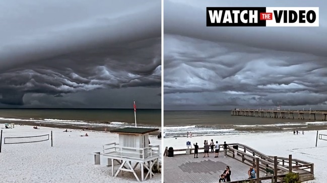 Apocalyptic scenes captured by beachgoer