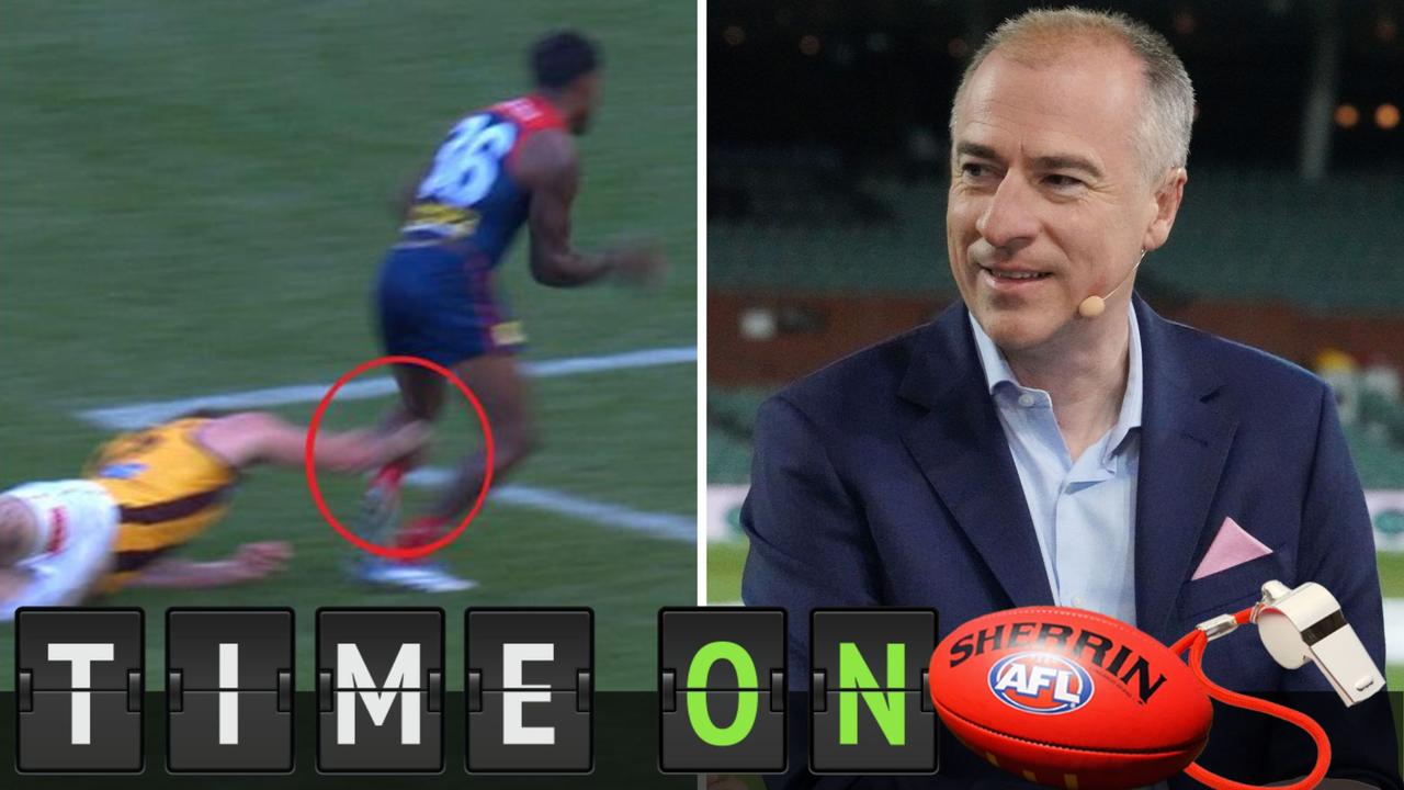 ‘L-platers’: Whateley calls for umpire overhaul after Pickett howler