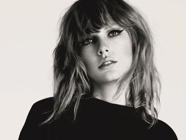 2017 photo of American singer/songwriter Taylor Swift, supplied by Universal Music