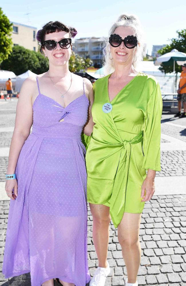 Lyndee Blizzard and Tina at Caloundra Music Festival. Picture: Patrick Woods.