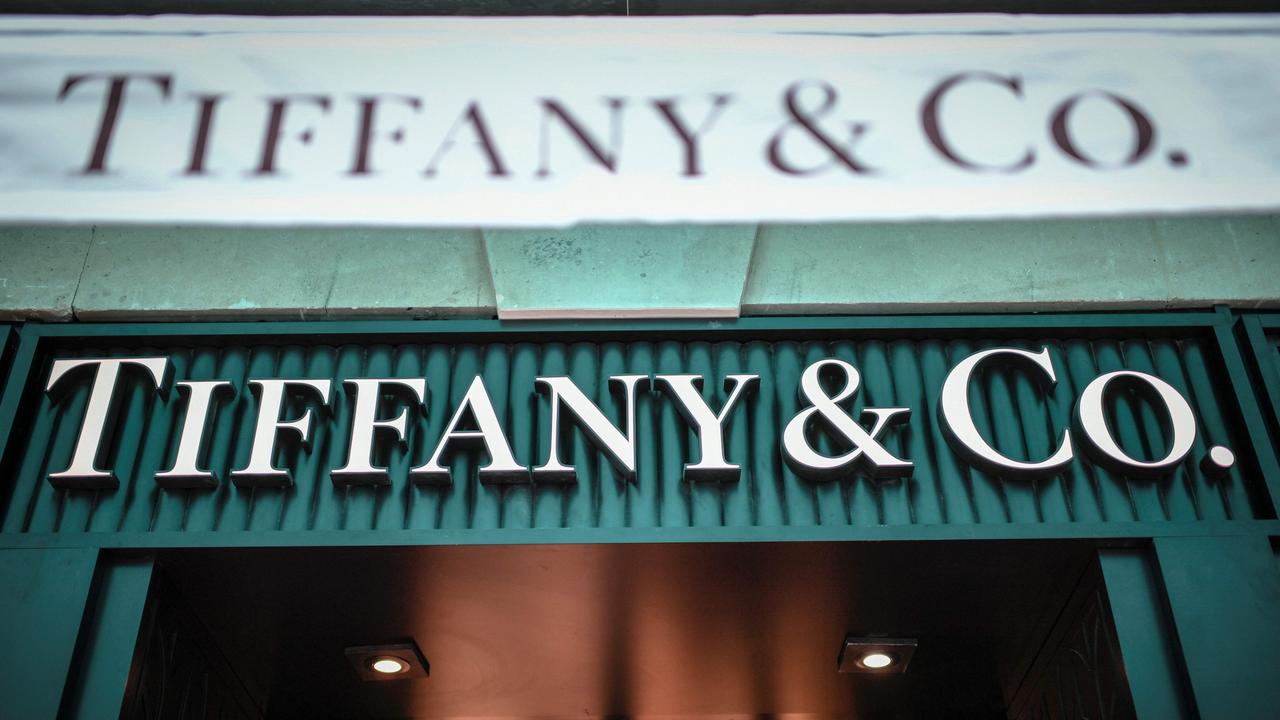 Tiffany Agrees to New Deal Terms With LVMH - WSJ