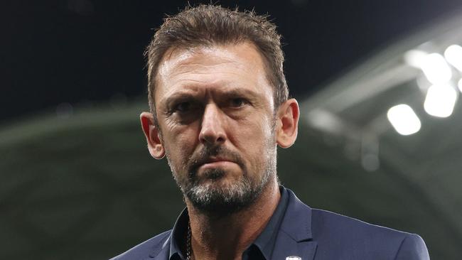 MELBOURNE, AUSTRALIA - JANUARY 26: Melbourne Victory Head Coach Tony Popovic looks on during the A-League Men round 14 match between Melbourne Victory and Sydney FC at AAMI Park, on January 26, 2024, in Melbourne, Australia. (Photo by Jonathan DiMaggio/Getty Images)