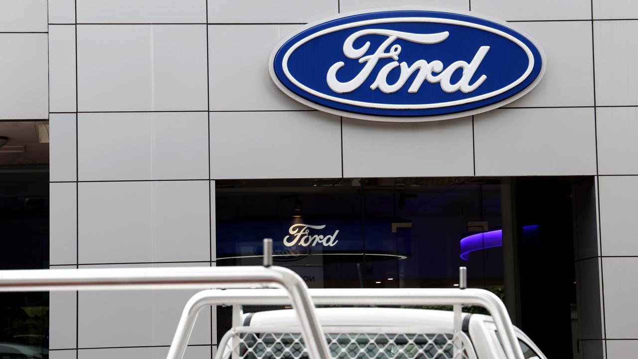 Ford to cut 400 of its 1800 Australian employees, majority in Geelong ...