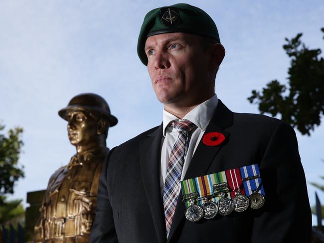 Elite commando and double amputee Damien Thomlinson heads Poppy Appeal ...