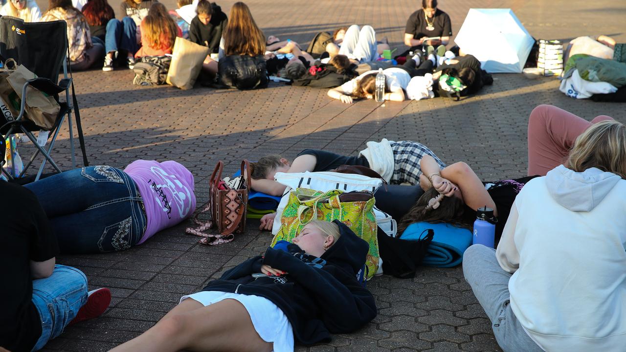 Insane reason for massive queue in Sydney