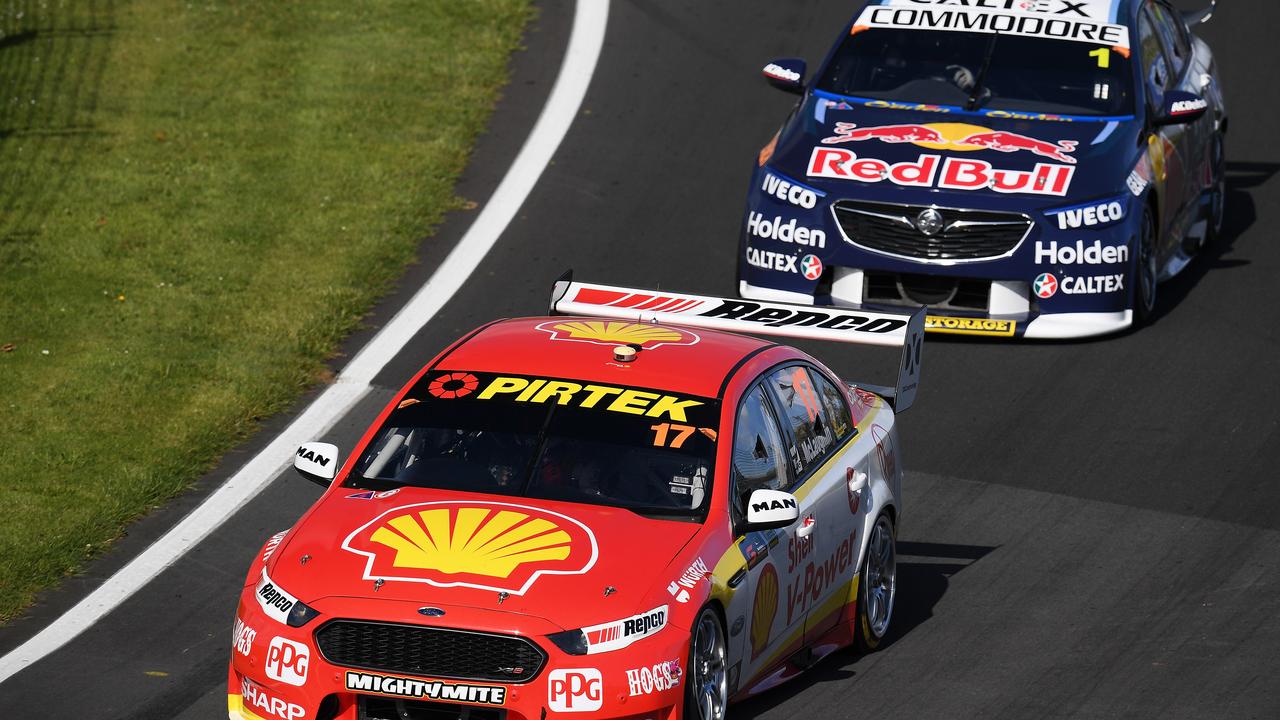 Jamie Whincup pushed Scott McLaughlin all the way until dropping off at the end.