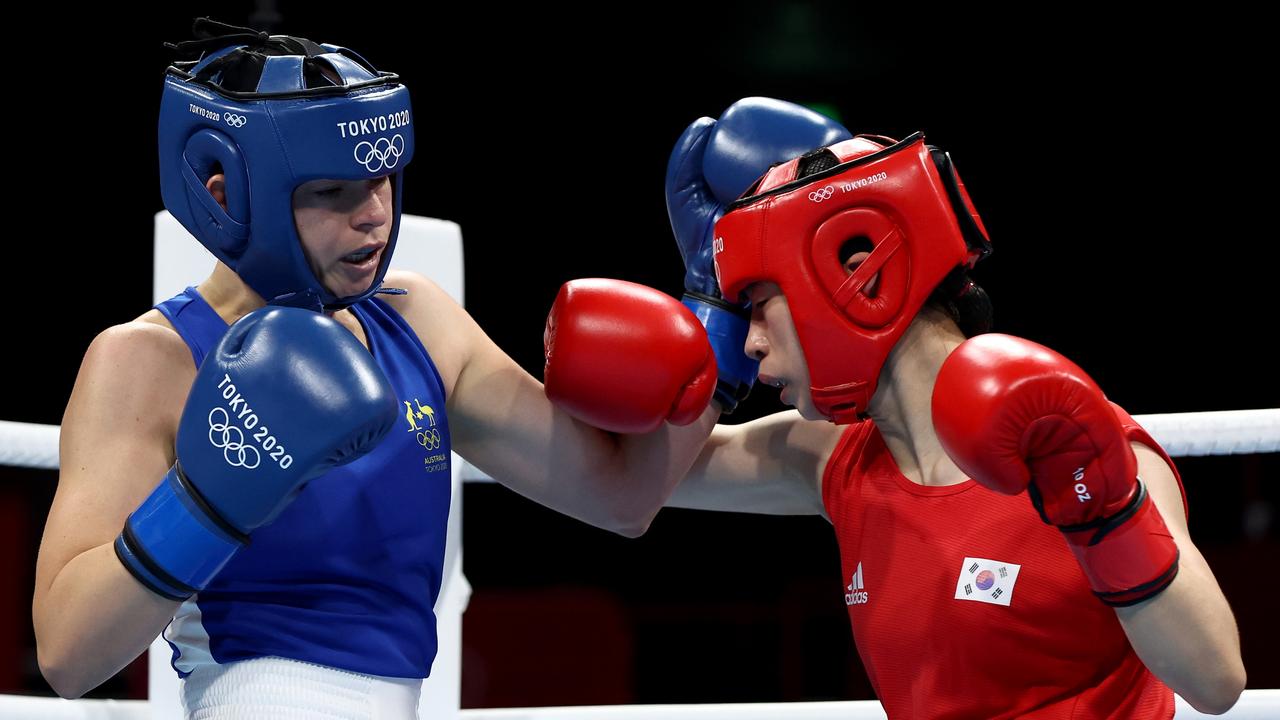 Tokyo Olympics 2021 boxing: Skye Nicholson cries in ...