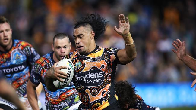 Johnathan Thurston's jersey raises eyebrows as Wests Tigers continue North  Queensland Cowboys Leichhardt misery