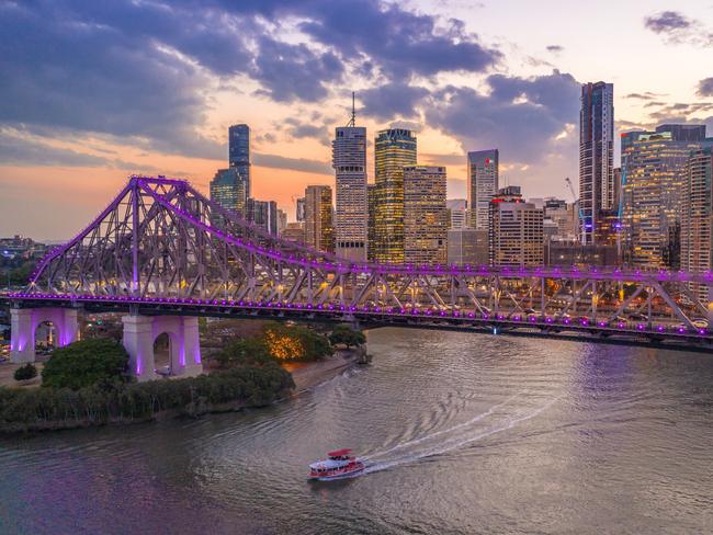 Brisbane's popularity with interstate holidaymakers reaches record heights - Brisbane, Brisbane River, Purple Story Bridge at sunset Picture Supplied