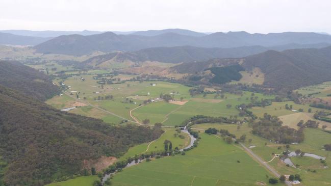 Mitta Valley farmers warn their river’s green corridor is under threat from camping.