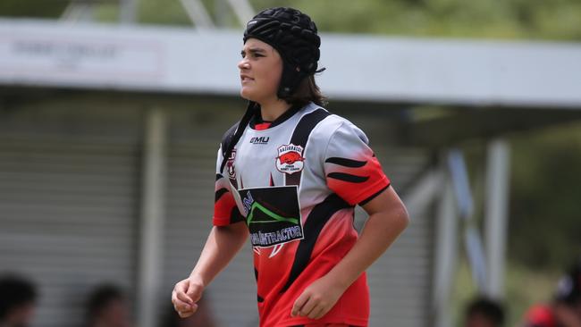 Razorbacks' Ky Stammers in action for Redlynch Razorbacks and Mackay Brothers White at Jones Park. JPG