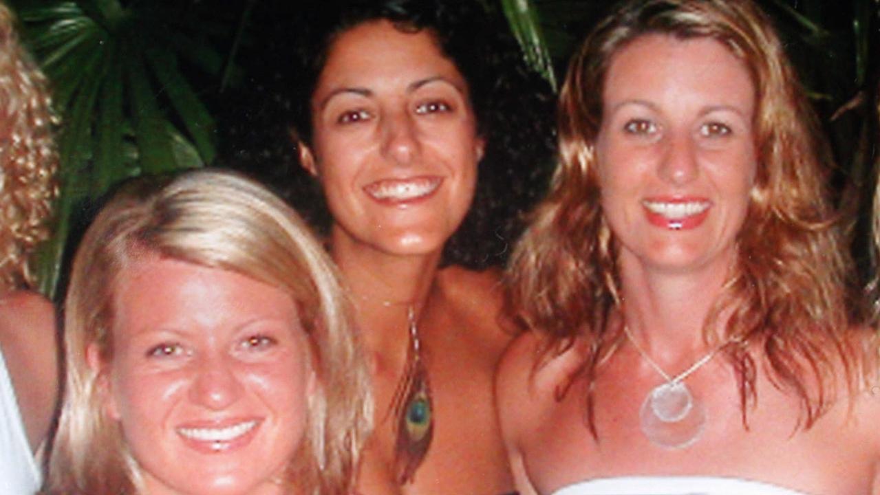 Simone Hanley (left), sister Renae Anderson (right) and Francoise Dahan before the Bali bombing.