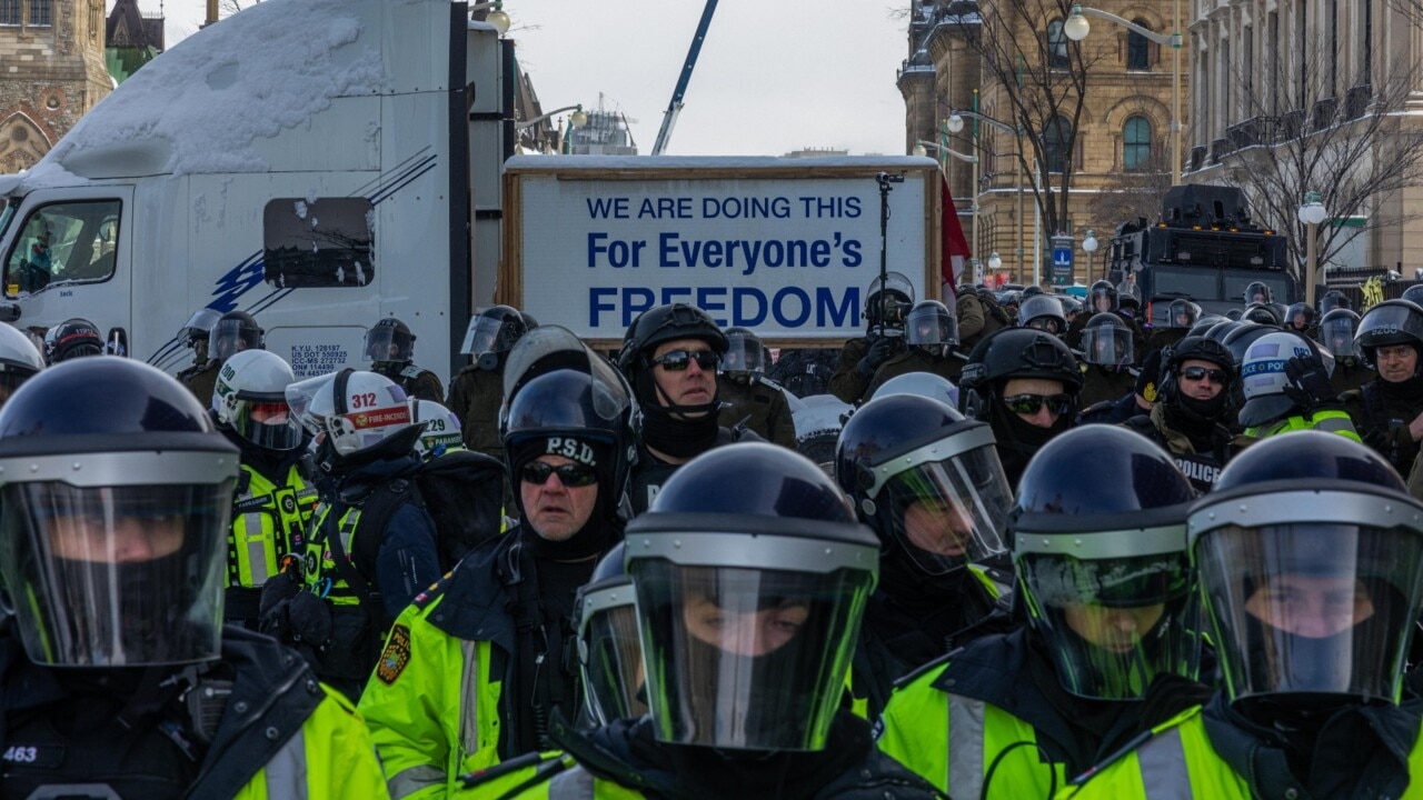 Majority Of Democrats Endorse Trudeau’s Clampdown On Trucker Protesters ...