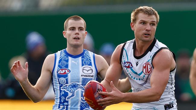 HOBART, AUSTRALIA - MAY 25: Ollie Wines of the Power in action during the 2024 AFL Round 11 match between the North Melbourne Kangaroos and Yartapuulti (Port Adelaide) at Blundstone Arena on May 25, 2024 in Hobart, Australia. (Photo by Michael Willson/AFL Photos via Getty Images)