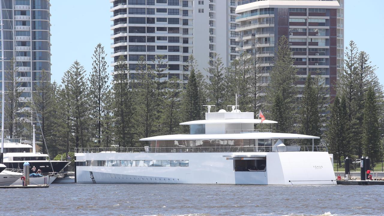 steve jobs yacht in gold coast