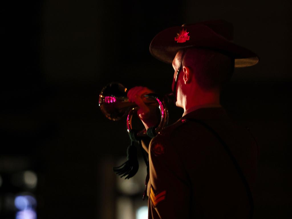 A soldier plays the Last Post during the ANZAC Day Dawn Service held in Brisbane. Picture: NCA NewsWire/Tertius Pickard