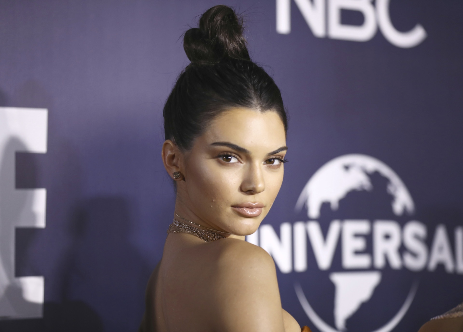 Did Kendall Jenner 'Go Too Far' With Plastic Surgery? A Surgeon