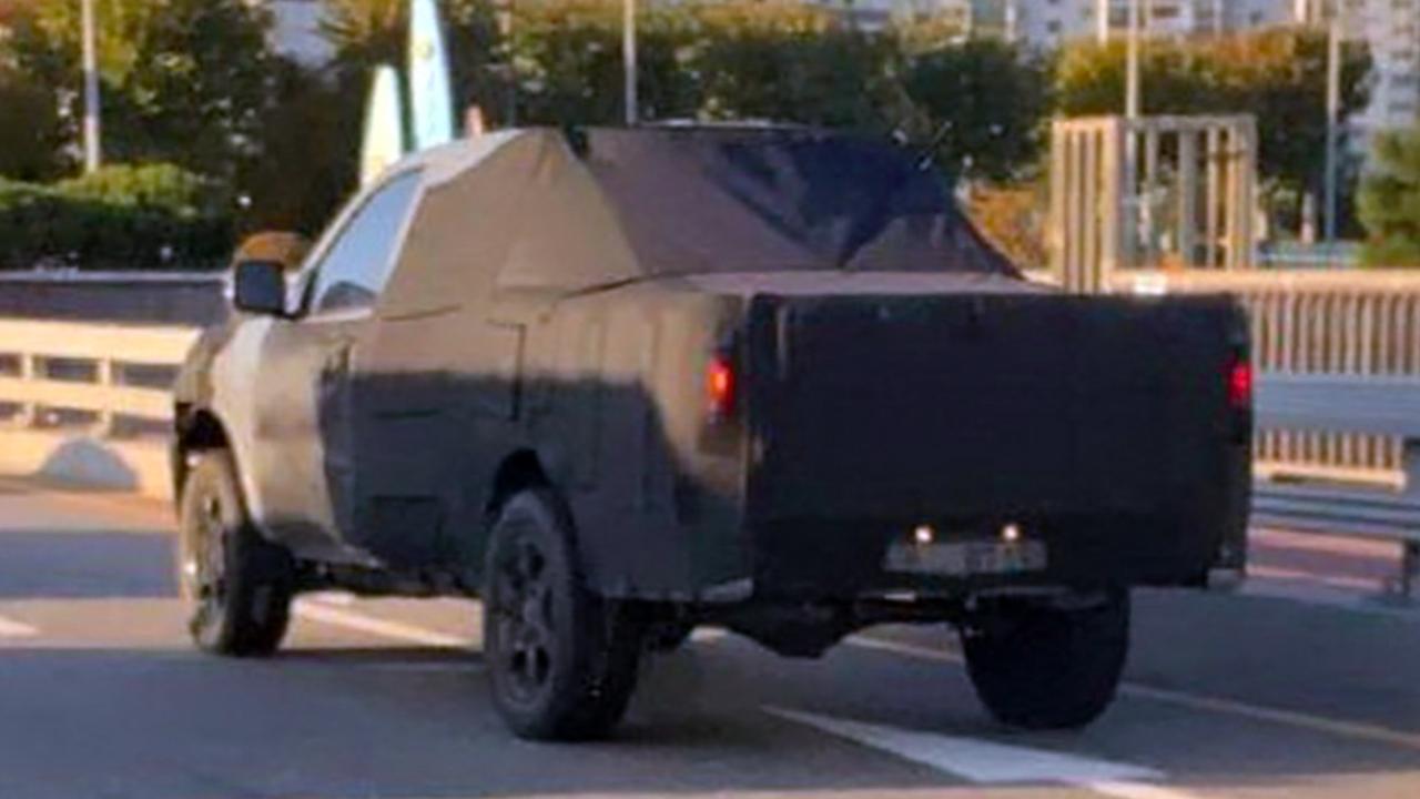 Kia has been busted testing a secret ute in South Korea. Picture: Bobadream, via Carscoops.