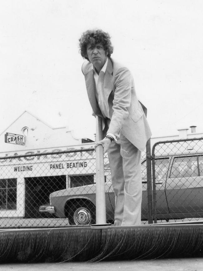 Yes, that’s Dr Who (Tom Baker) with a giant broom, promoting KESAB during a visit to Adelaide in 1979.