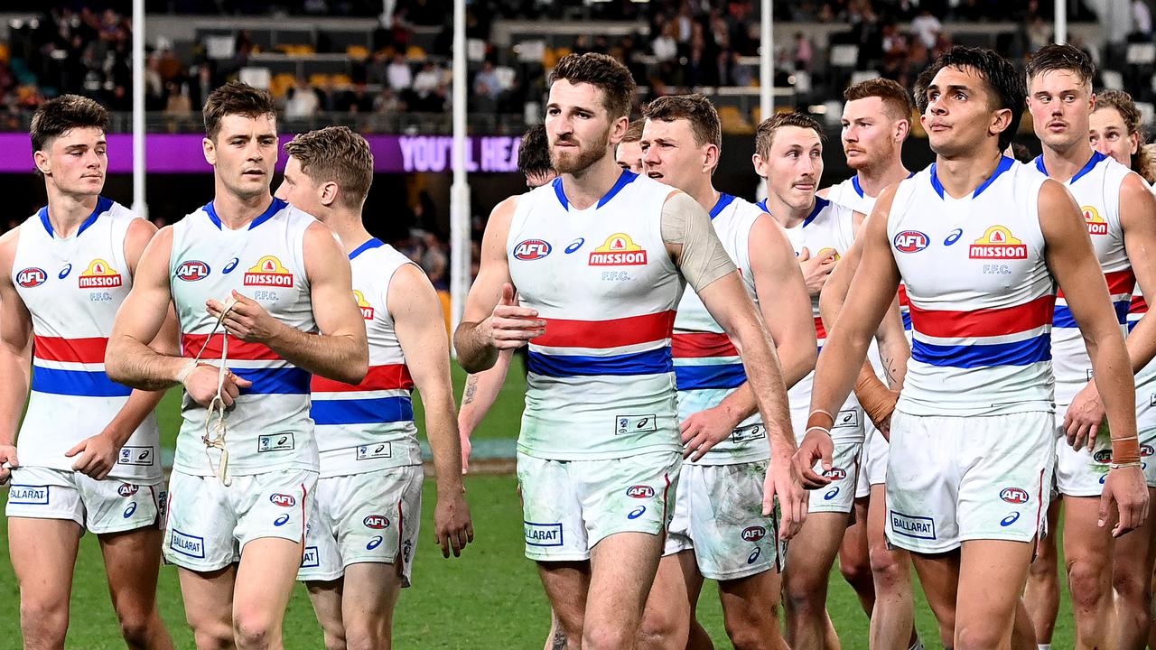 AFL 2023: Josh Dunkley exit from Western Bulldogs trade to Brisbane Lions reason for leaving relationship with club fitness levels training – Fox Sports