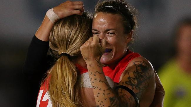 Melbourne’s Mia-Rae Clifford is in a relationship with Collingwood’s Penny Cula-Reid. Picture: Wayne Ludbey