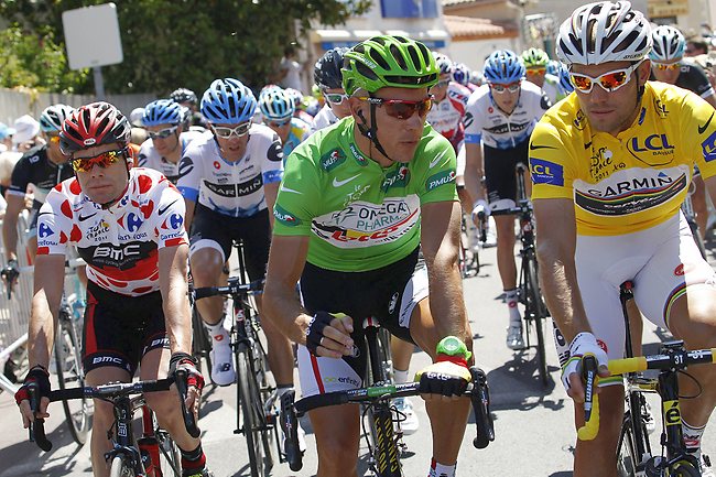 <p>King of the mountains leader Cadel Evans. best sprinter Philippe Gilbert and overall leader Thor Hushovd set off on stage three of the 2011 Tour de France.</p>