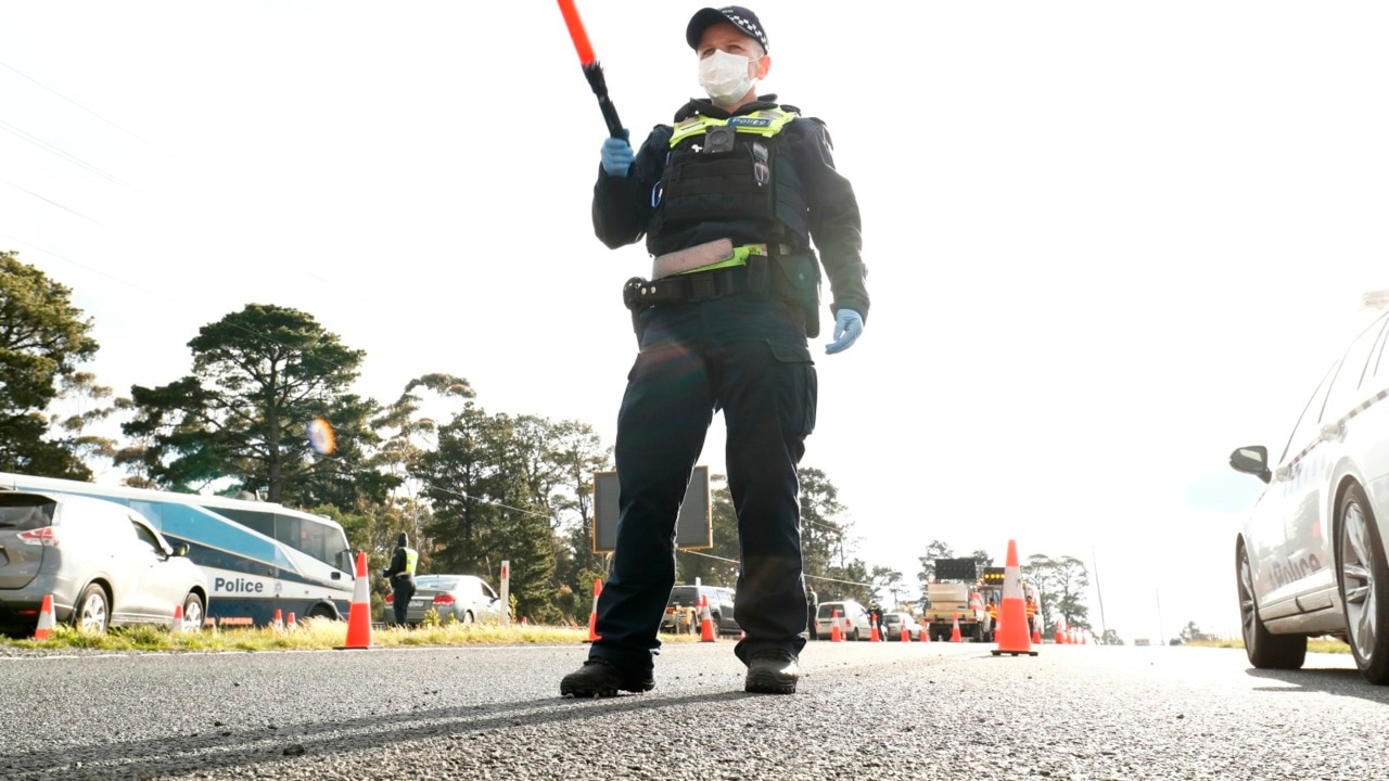 Face masks considered for unvaccinated Northern Territory police