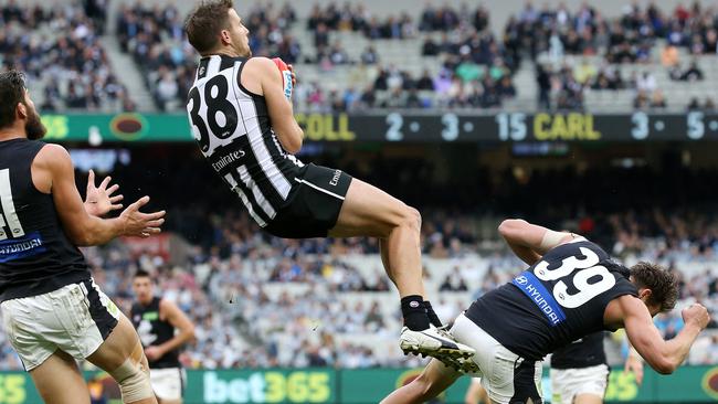 Jeremy Howe takes a ripper mark against Carlton. Picture: George Salpigtidis