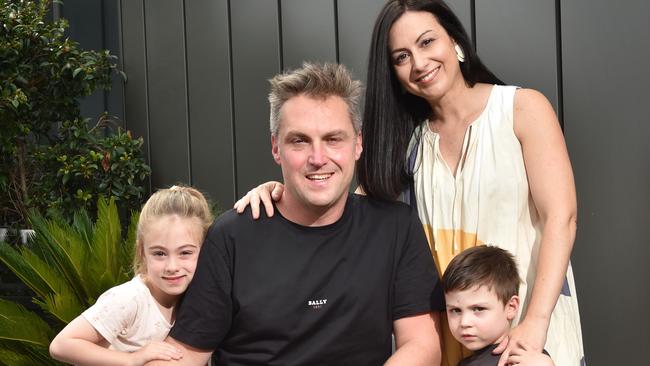 Sean Sands has been diagnosed with diabetes type 2 – one of many young Victorians being diagnosed with an aggressive form of the illness. Pic of Sean with his wife Carla, daughter Scarlett, 5 and son Hunter, 2. Picture: Nicki Connolly