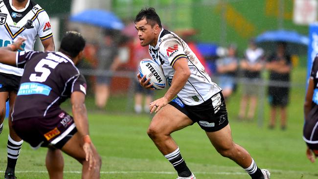 Karmichael Hunt in action playing for Souths Logan Magpies. Picture: John Gass