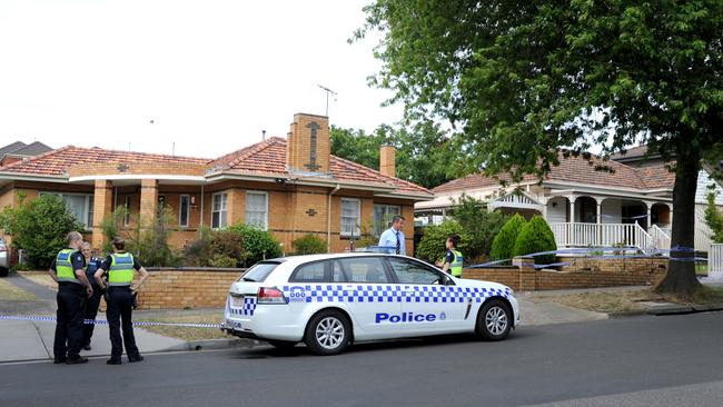 Police cordon off properties on Prior Rd. Picture: Andrew Henshaw