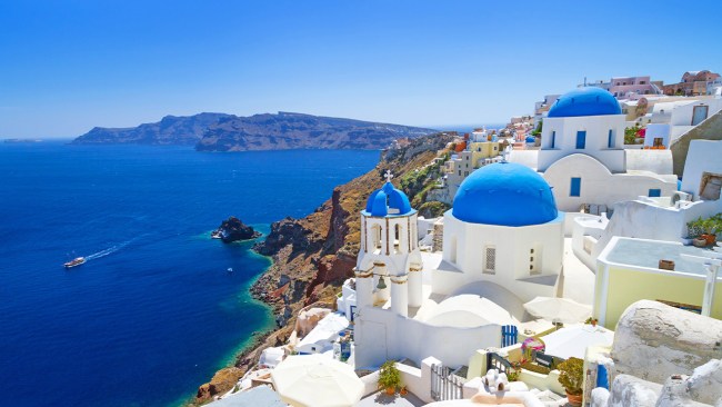 After 25 years, I found the ultimate way to see the Greek islands