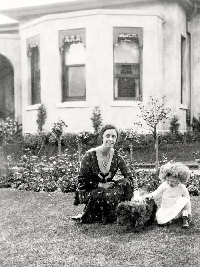 Merlyn with Marigold and the family dog cocker spaniel Mr Jabberwocky