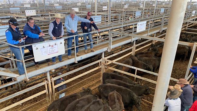 Wodonga was the second biggest cattle saleyards in Victoria.