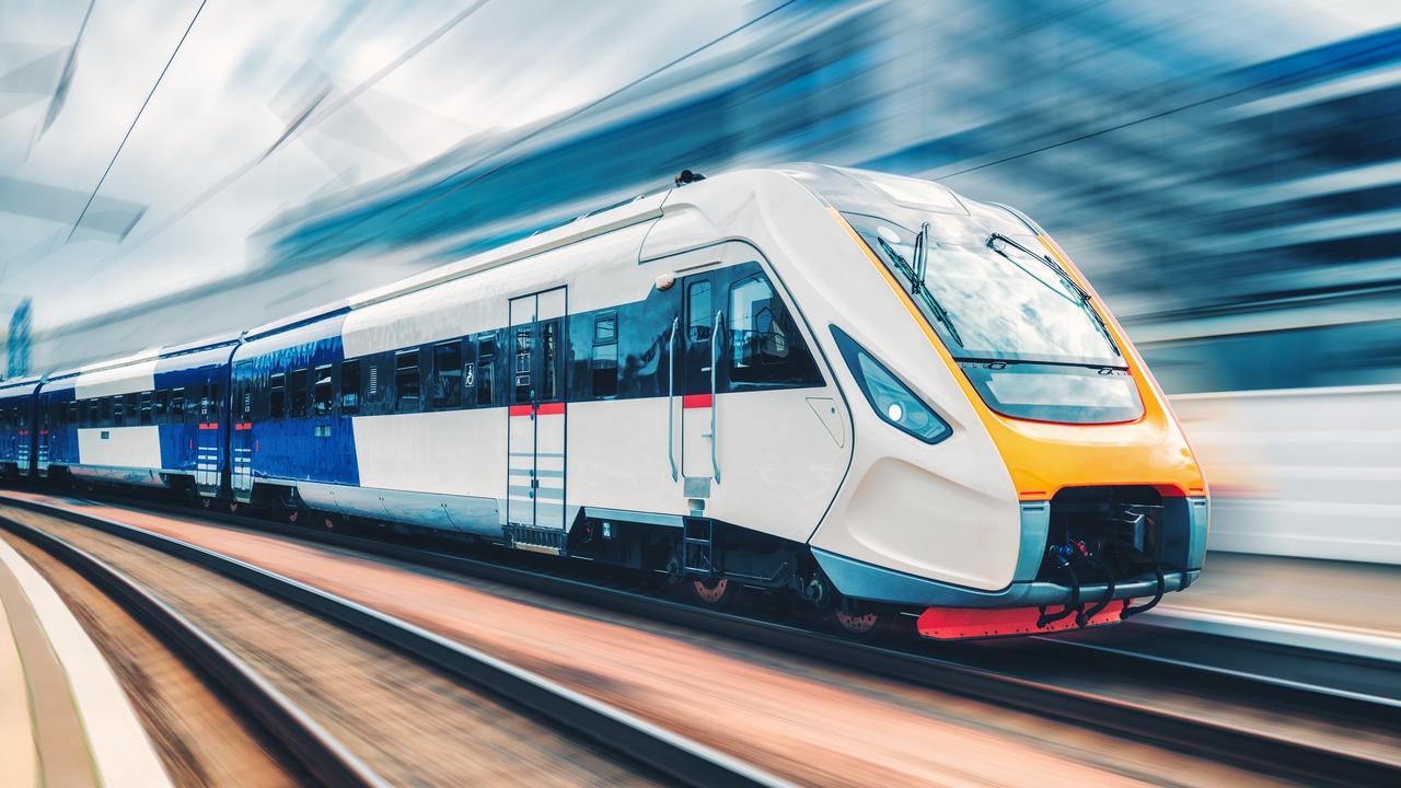 Experts have backed a very fast train (VFT) connecting Sydney to Newcastle.