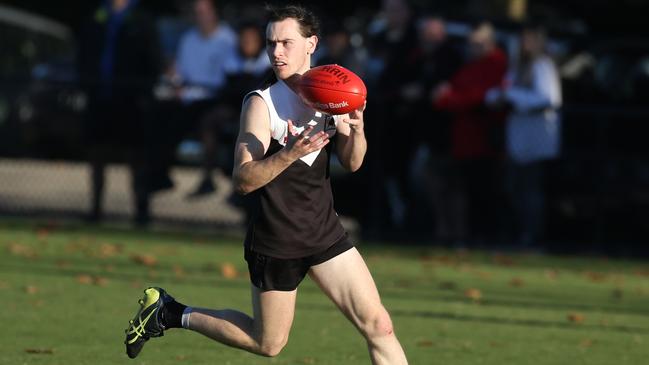 EFL: James Parker with the ball for Ringwood. Picture: Stuart Milligan