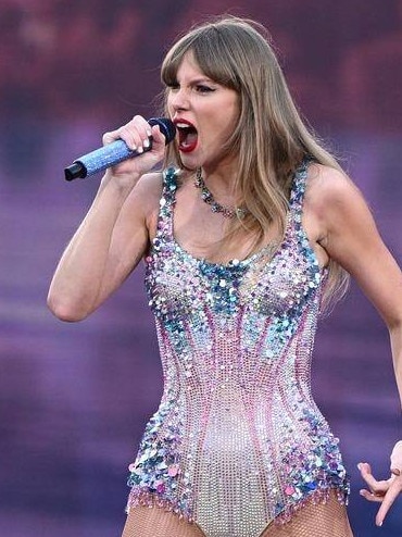 Swift in action at her Sydney concert.