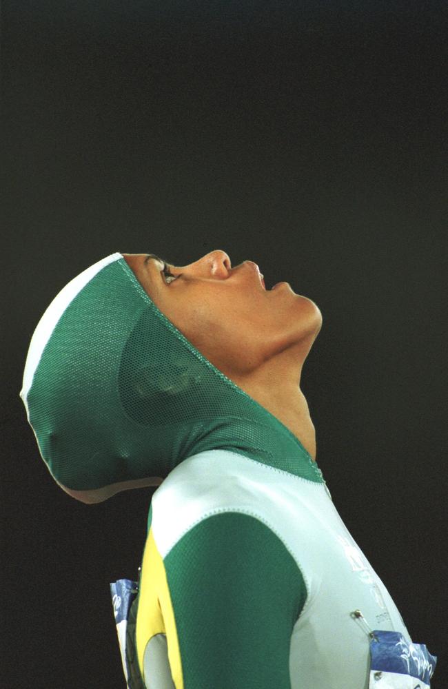 Cathy Freeman looks to the sky before the final of the 400m at the Sydney Olympics in 2000.