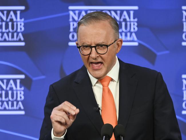 CANBERRA, AUSTRALIA, NewsWire Photos. JANUARY 25, 2024: The Hon Anthony Albanese MP, Prime Minister of Australia addresses the National Press Club of Australia in Canberra. Picture: NCA NewsWire / Martin Ollman