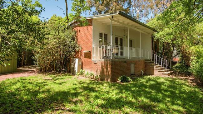 This three-bedroom <a href="https://www.realestate.com.au/property-house-act-campbell-426449958?cid=content-article:buyers:featured-property">Campbell house </a>is available to rent for $700pw