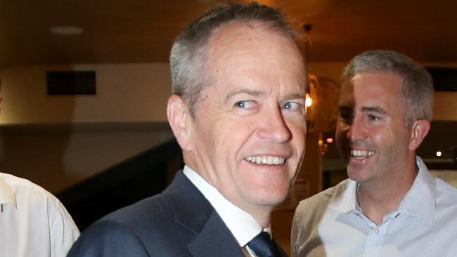 Citizenship Scandal Turnbull Weak But Shorten Dangerous Herald Sun 