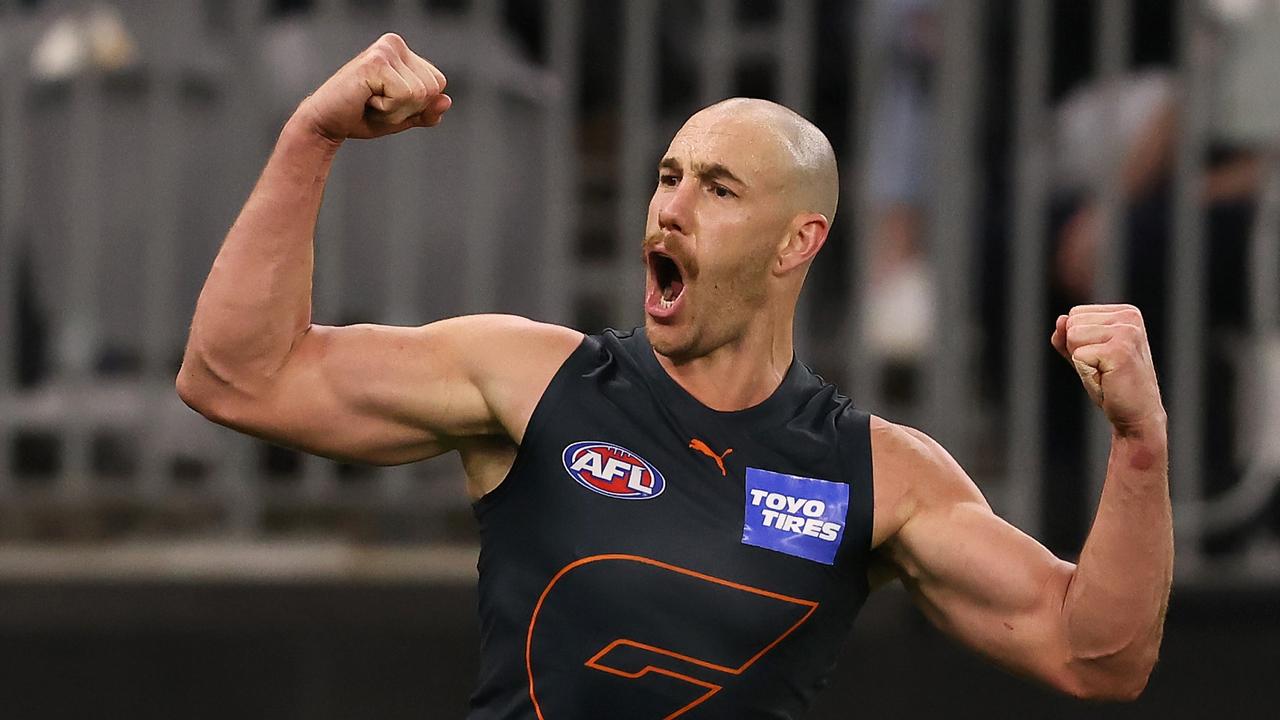 Could the Giants bring back Shane Mumford... again? Paul Kane/Getty Images