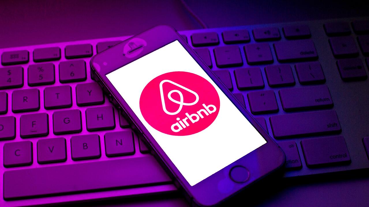 The ACCC is suing Airbnb in Federal Court over allegedly deceptive prices. Picture: Thiago Prudencio