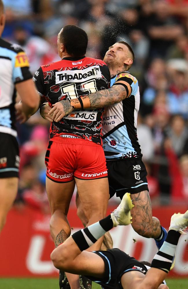 Josh Dugan and Tyson Frizell collide in a heavy tackle. (AAP Image/Dean Lewins)