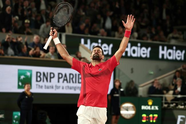 Novak Djokovic fought back to beat Alexander Zverev in the last eight at Roland Garros
