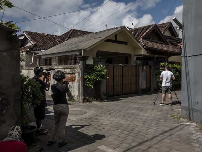 Media are seen outside the villa where Schapelle Corby is living. Picture: Ulet Ifansasti / Getty