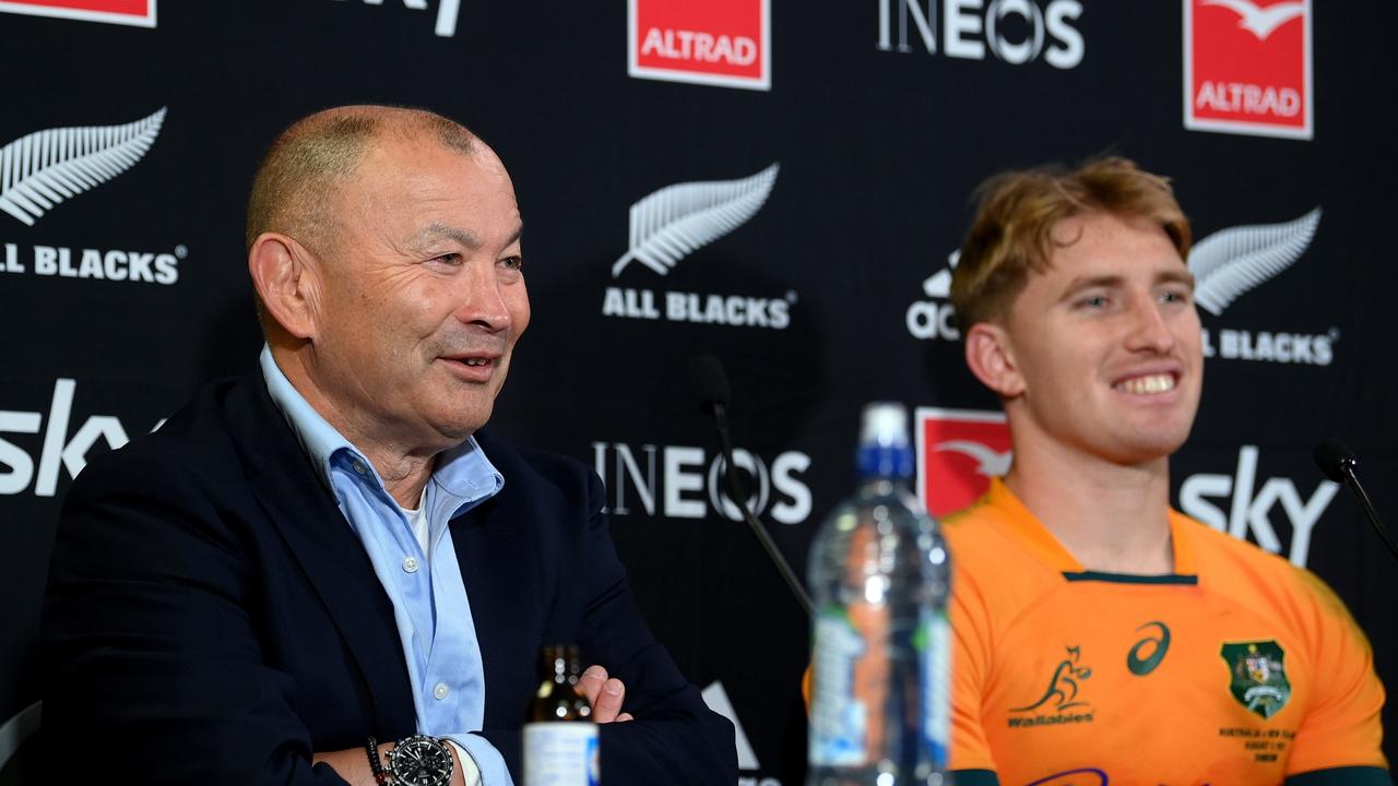 (L-R) New Wallabies coach Eddie Jones and skipper Tate McDermott. Picture: Getty Images